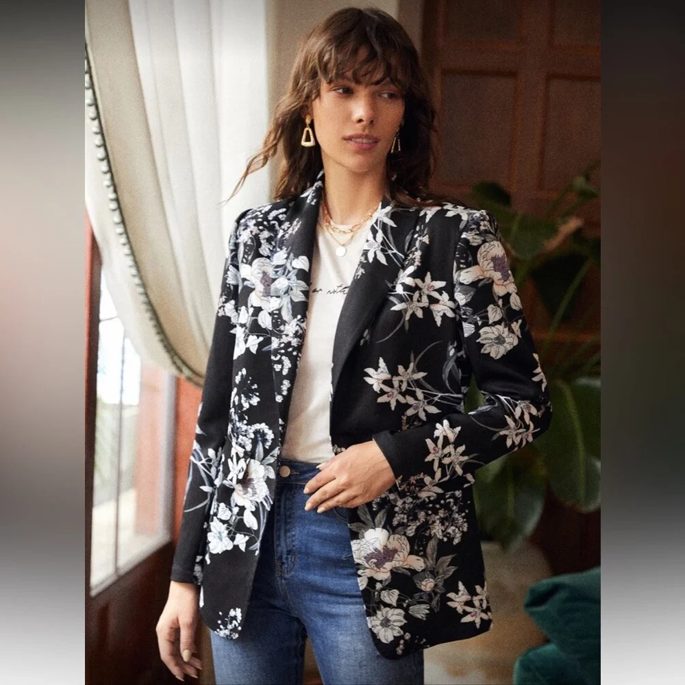 Black Floral Women's Blazer